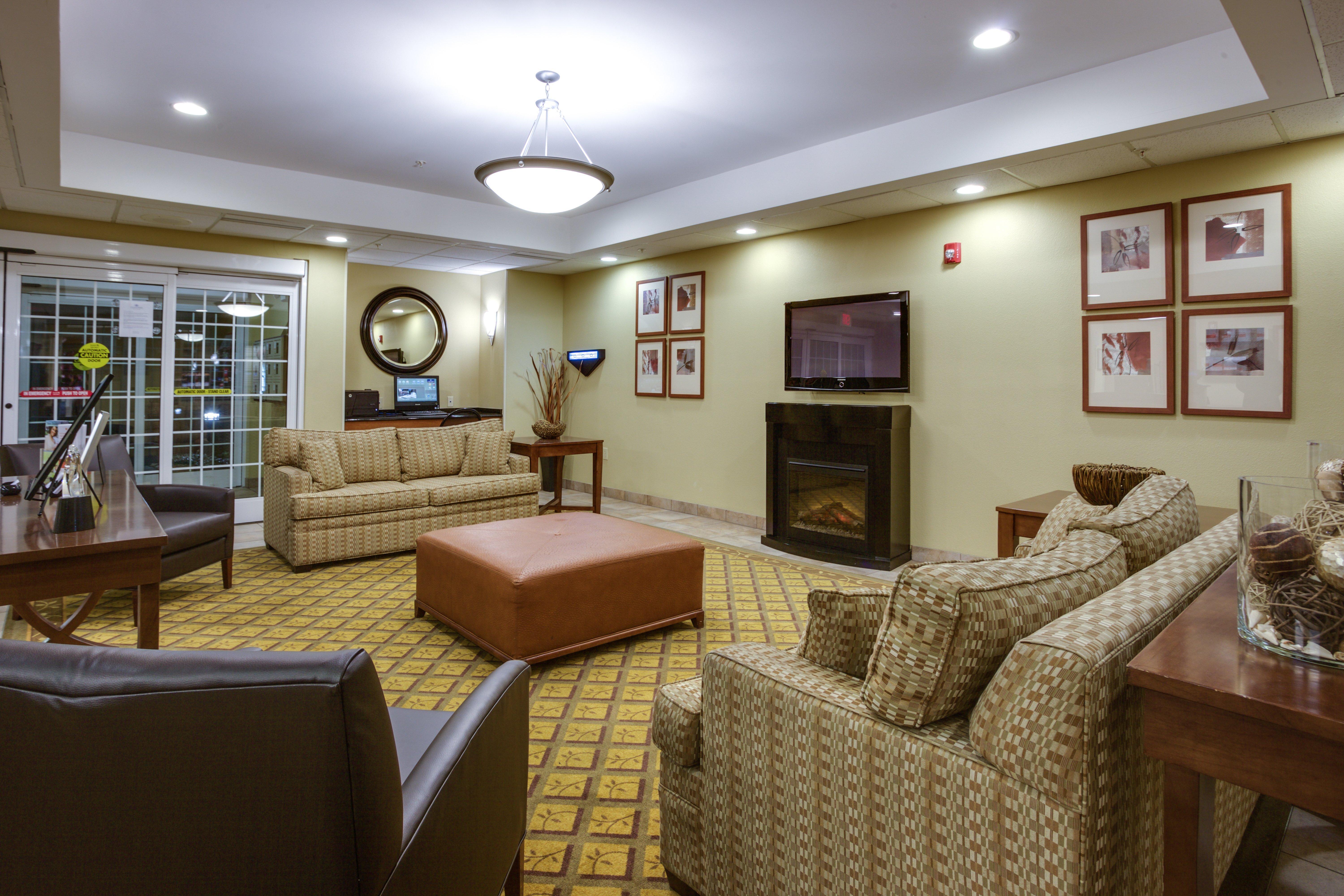 Candlewood Suites Richmond Airport By Ihg Сандстън Екстериор снимка