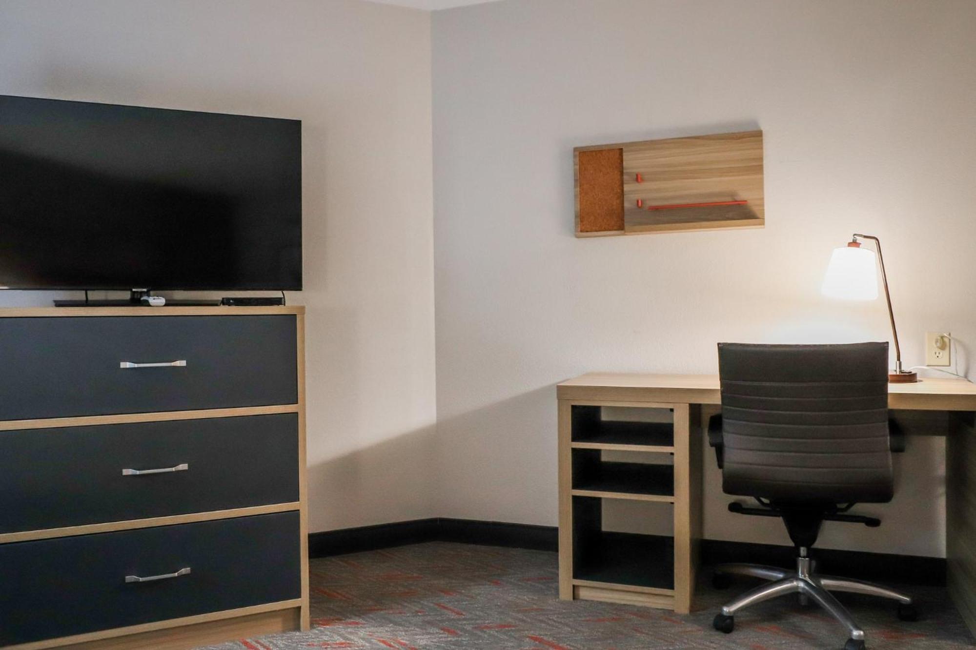 Candlewood Suites Richmond Airport By Ihg Сандстън Екстериор снимка