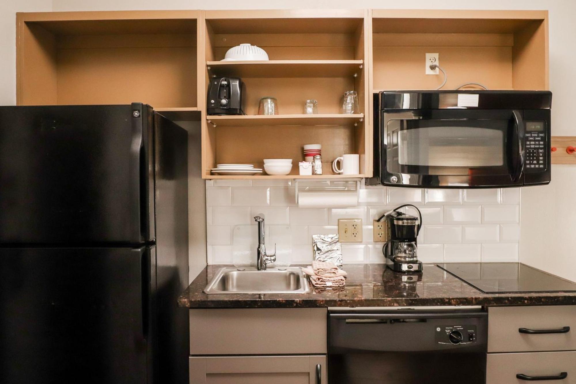 Candlewood Suites Richmond Airport By Ihg Сандстън Екстериор снимка