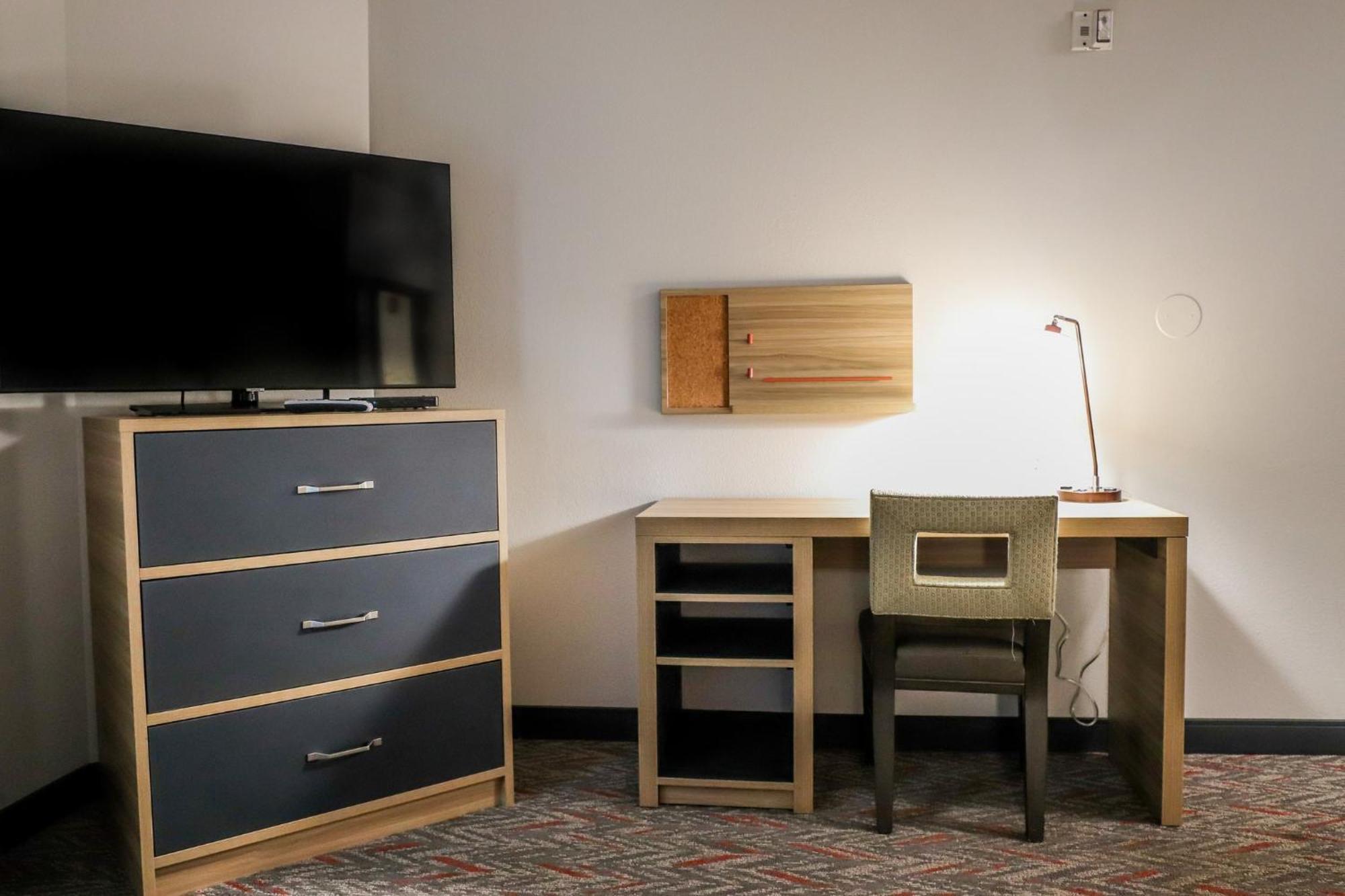 Candlewood Suites Richmond Airport By Ihg Сандстън Екстериор снимка