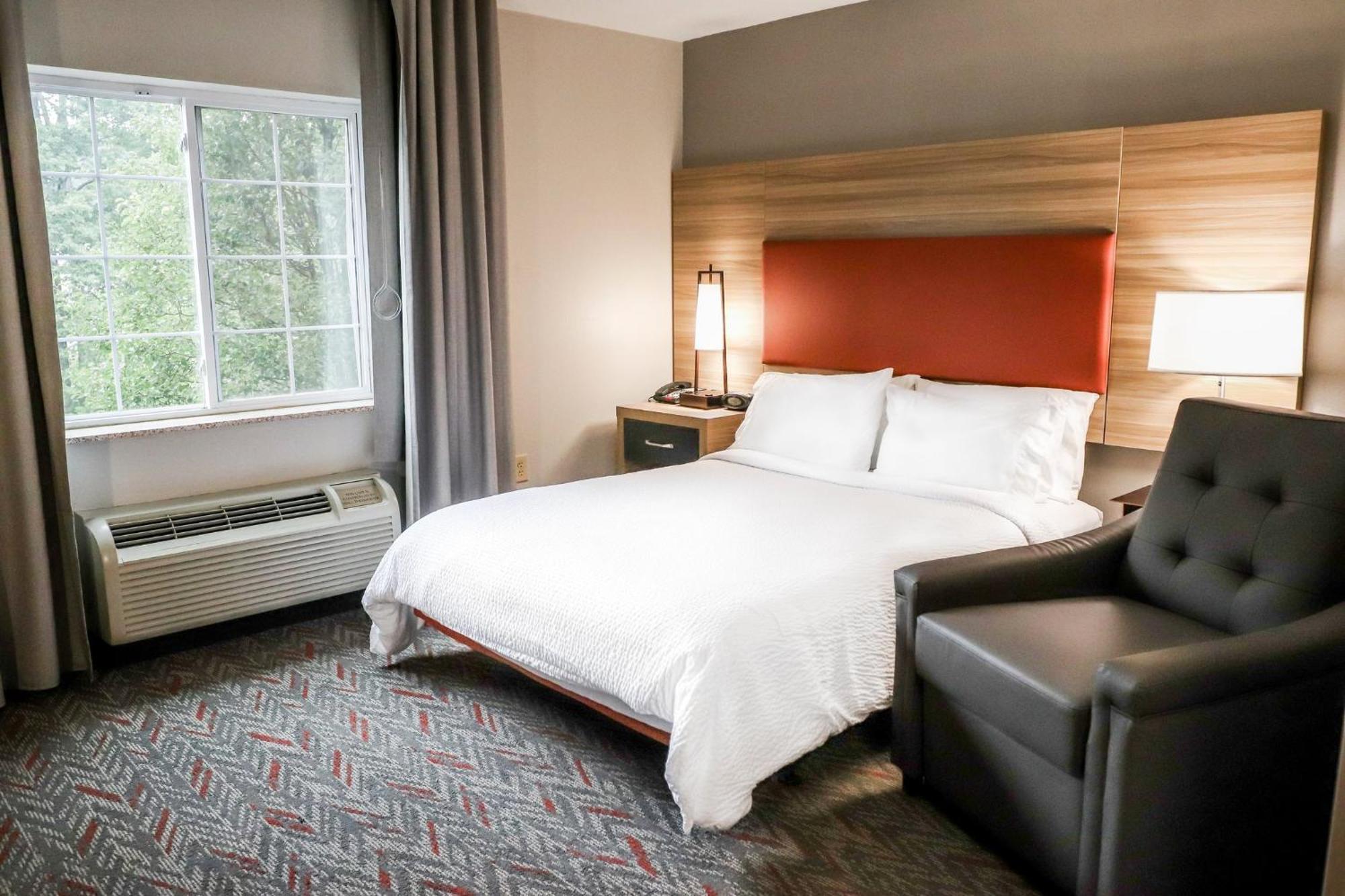 Candlewood Suites Richmond Airport By Ihg Сандстън Екстериор снимка