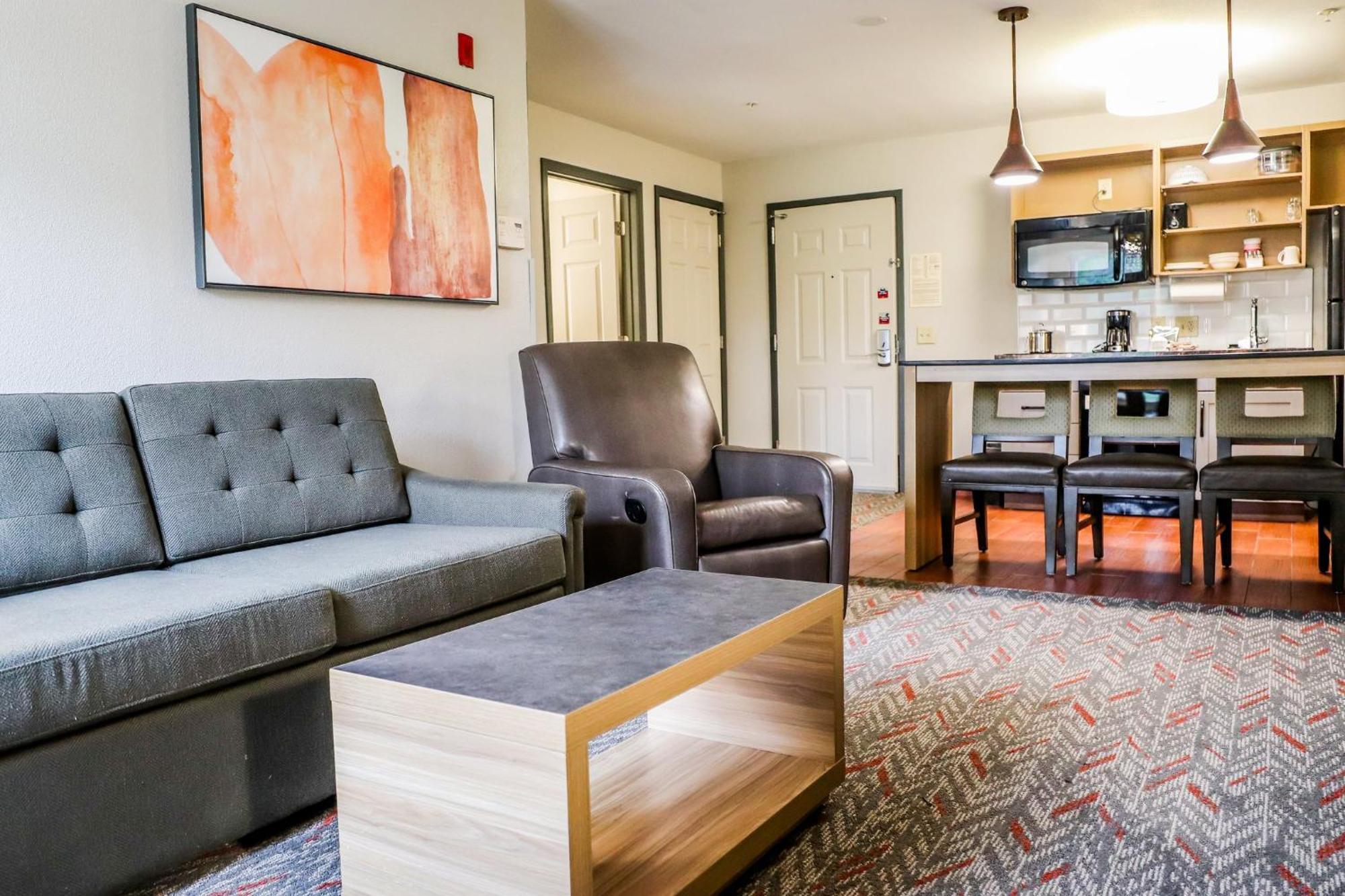 Candlewood Suites Richmond Airport By Ihg Сандстън Екстериор снимка